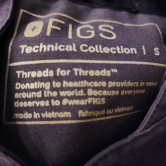 FIGS HENLEY Snap Top Navy Blue Women's  Scrub Top - Picture 5 of 5